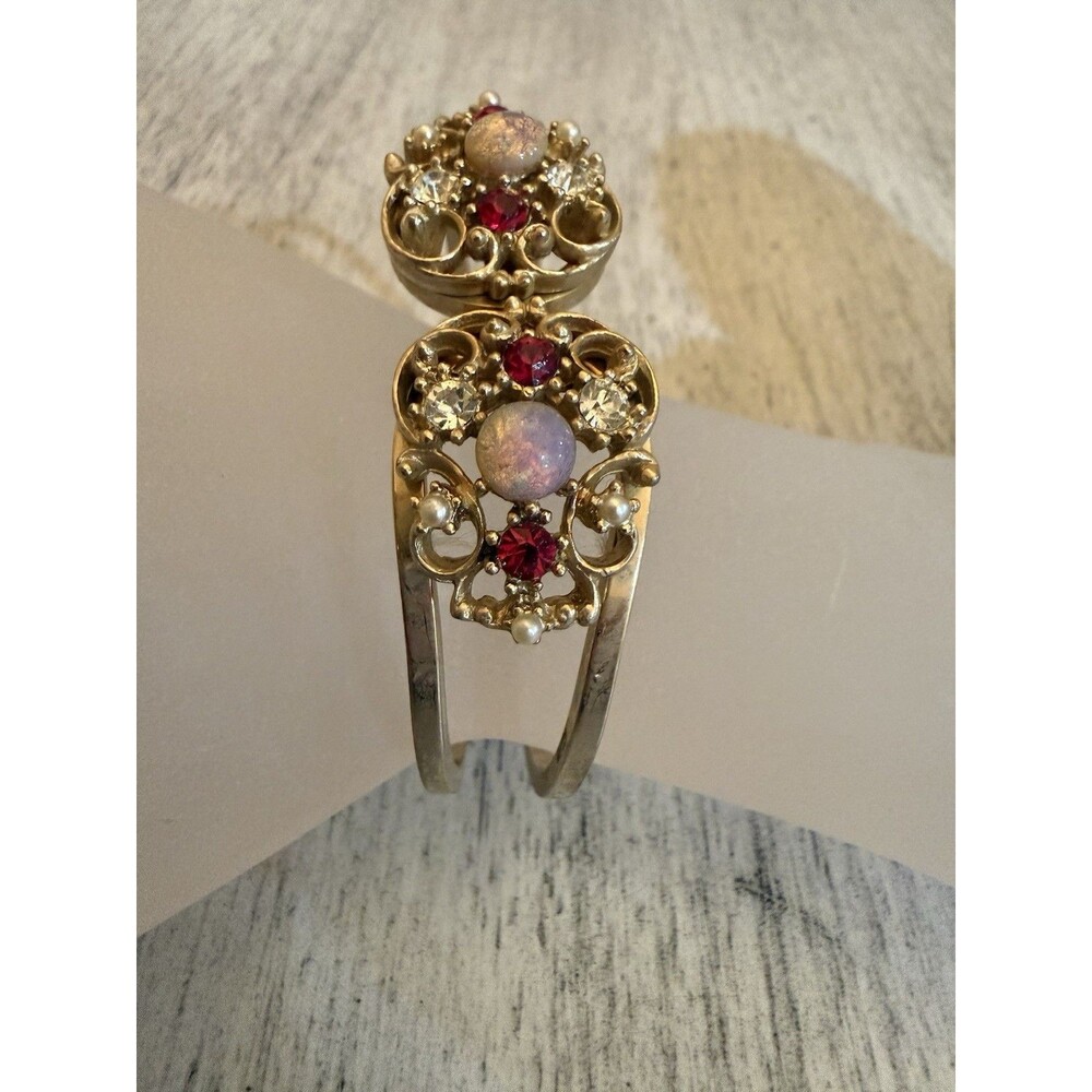 Vintage Victorian Revival Style Clamper Bracelet Hinged Bangle Cuff Gold Ornate - Picture 3 of 10
